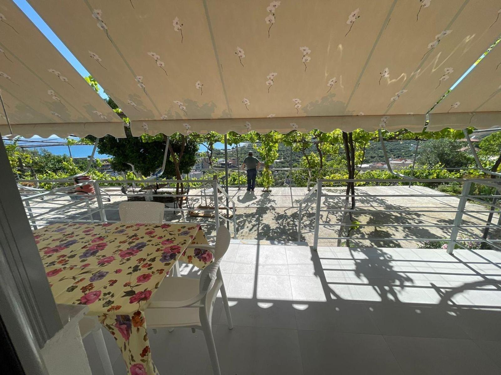 Qeparo View Rooms المظهر الخارجي الصورة